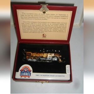 2000 Hallmark QXI5261 "Lionel  Train 700E J-1E Hudson Steam Locomotive" Ornament